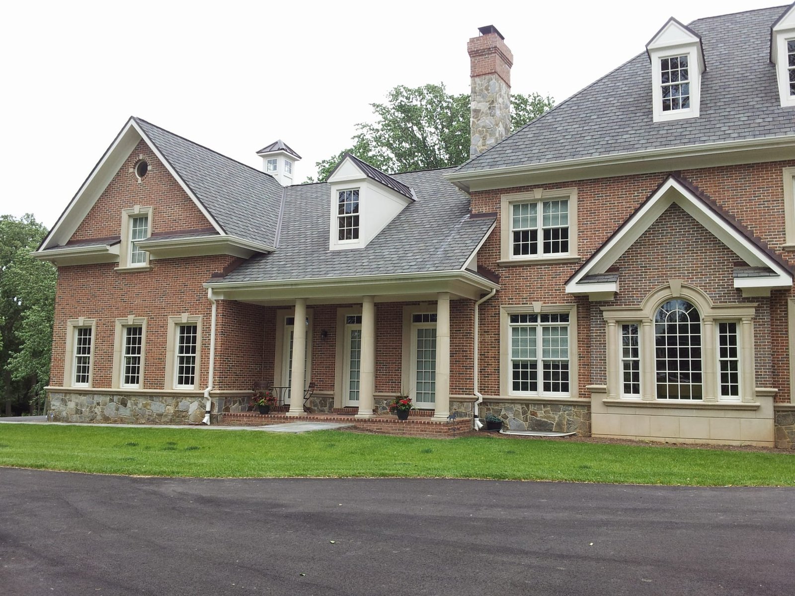 Luxury home roofing and gutters Darnestown Maryland